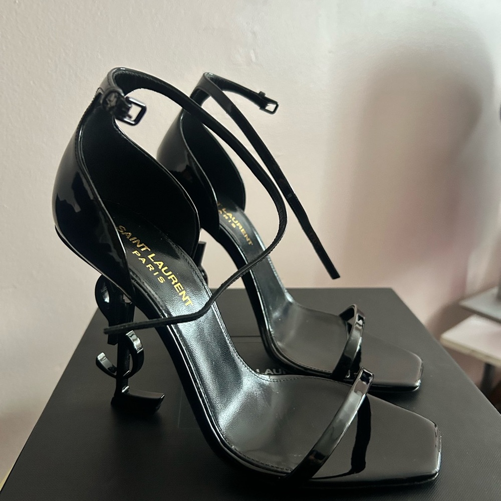 Saint Laurent 110mm Opyum YSL Patent Leather Sandals with Black Hardware - Picture 1 of 10